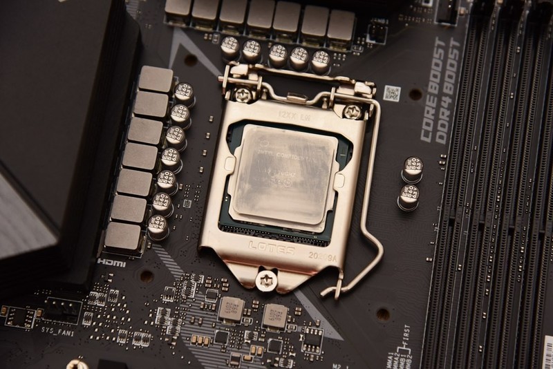 别再迷信360水冷，280水冷轻松压制10900K满频