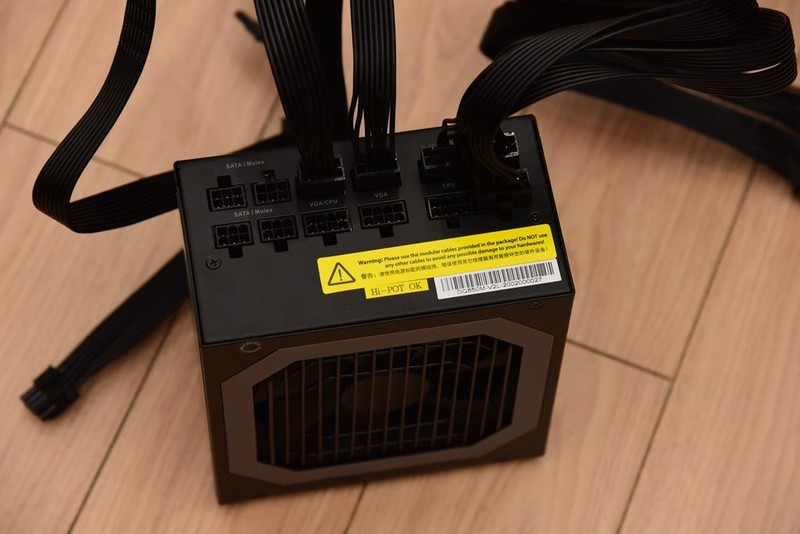 别再迷信360水冷，280水冷轻松压制10900K满频