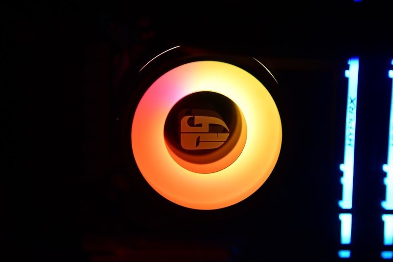 别再迷信360水冷，280水冷轻松压制10900K满频