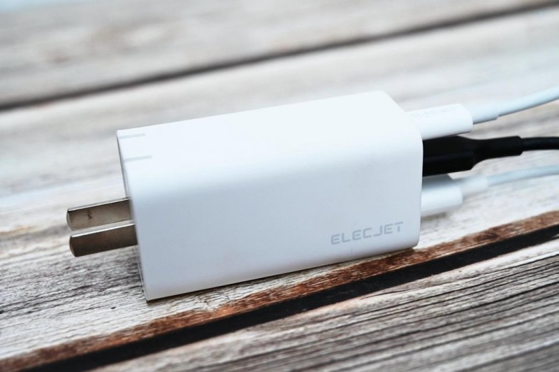 小巧便携，三口快充，电友X21氮化镓充电器体验