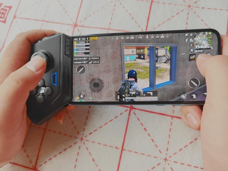 单边手柄掌控也许更强大，北通T1让游戏玩的更畅快