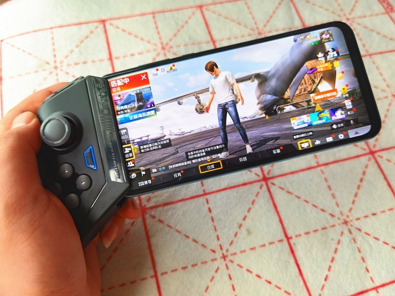 单边手柄掌控也许更强大，北通T1让游戏玩的更畅快