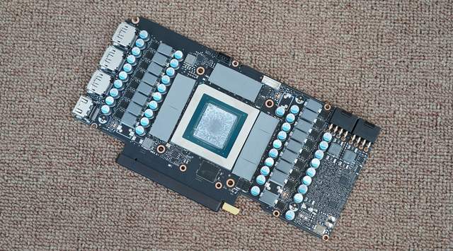 “臭打游戏”的春天来了？耕升RTX3080Ti 炫光 OC评测&装机秀