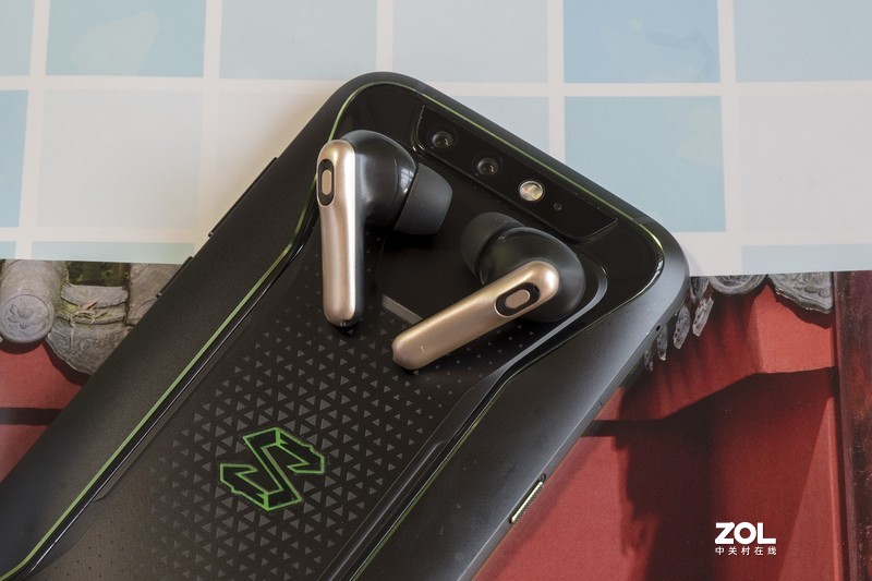 618想要挑选与众不同的耳机？康康这个宫 国风版蓝牙耳机