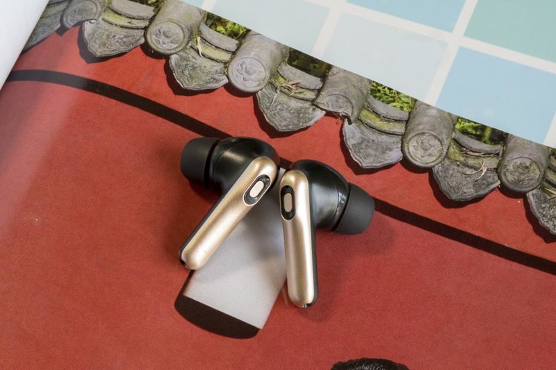 618想要挑选与众不同的耳机？康康这个宫 国风版蓝牙耳机