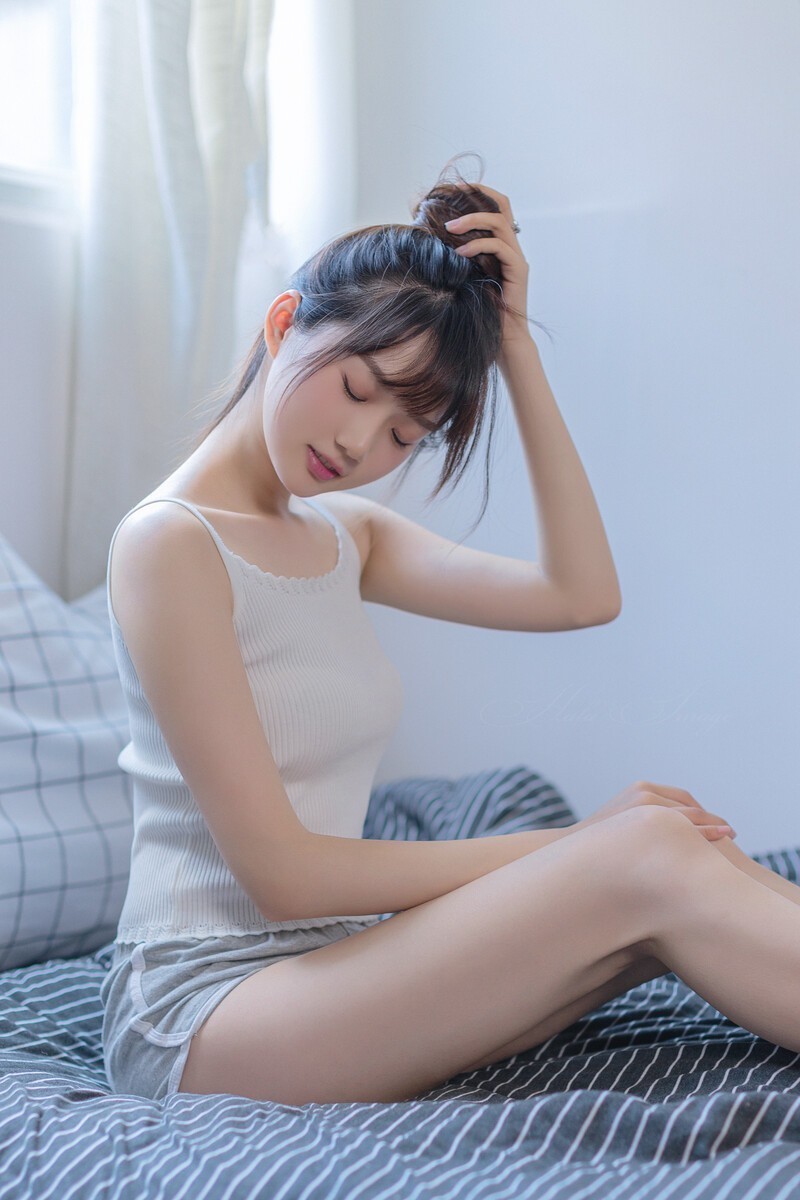 小清新美女唯美意境写真手机壁纸分享：