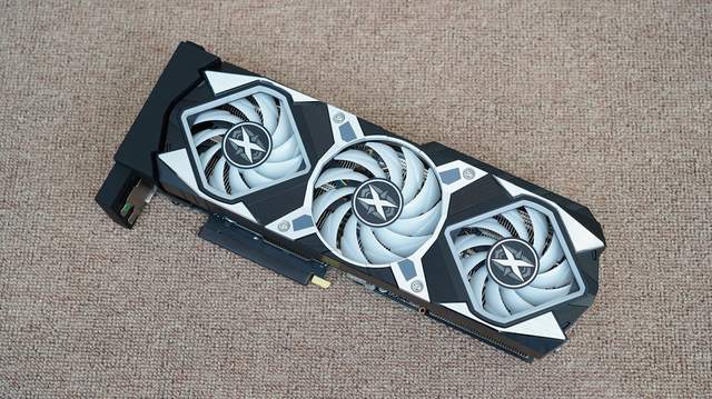 “臭打游戏”的春天来了？耕升RTX3080Ti 炫光 OC评测&装机秀