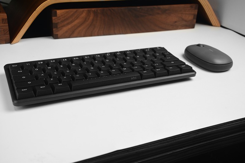 ikbc S200mini体验：可换电池、2.4G无线、小配列、TTC薄轴、199元