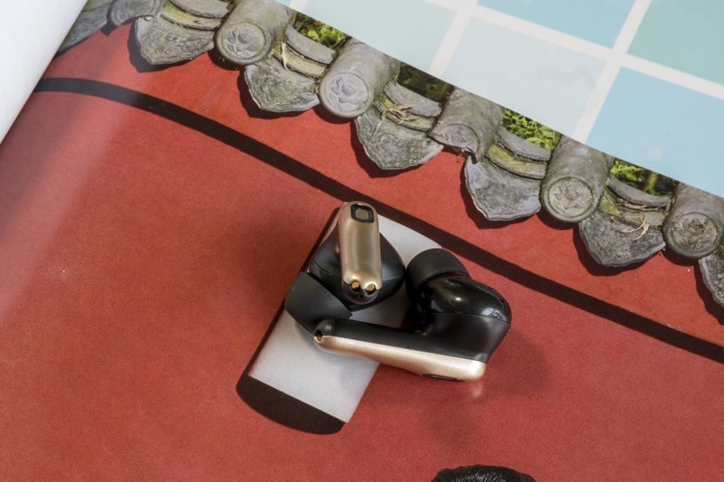 618想要挑选与众不同的耳机？康康这个宫 国风版蓝牙耳机