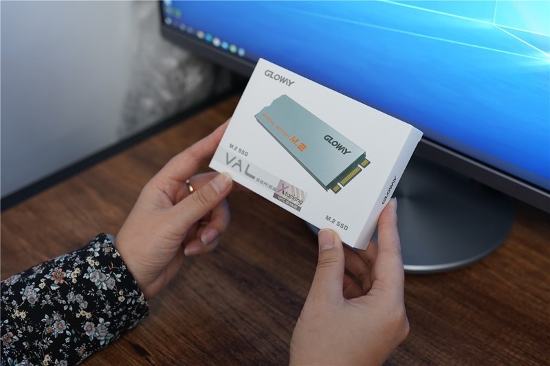 光威骁将NVMe 240G SSD国产主控芯片组合性能强