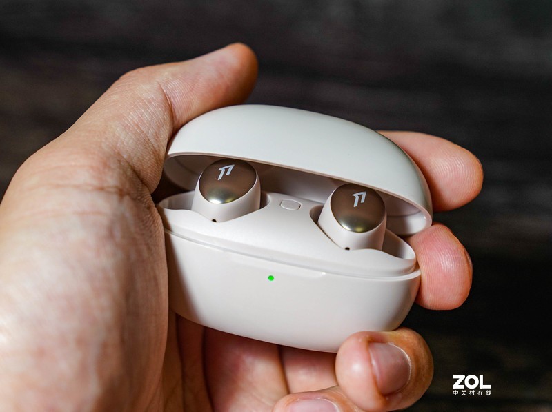 耳机中的细节万（kuáng）魔 —— 1MORE ColorBuds 时尚豆真无线蓝牙耳机评测