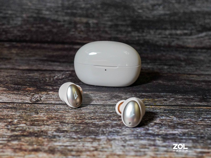 耳机中的细节万（kuáng）魔 —— 1MORE ColorBuds 时尚豆真无线蓝牙耳机评测