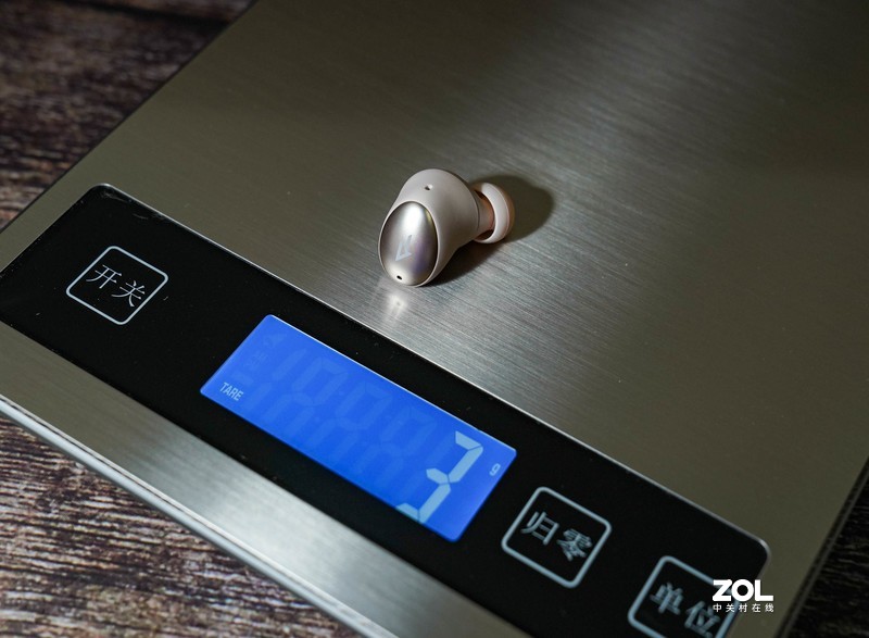 耳机中的细节万（kuáng）魔 ——1MORE ColorBuds时尚豆真无线蓝牙耳机评测