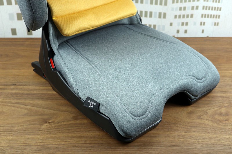 收放自如 安全守护——惠尔顿 茧之旅2儿童折叠安全座椅体验