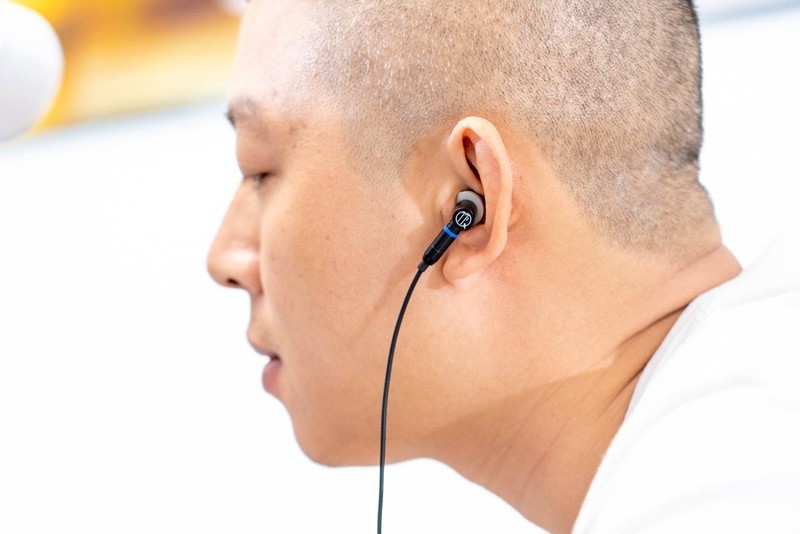 竹林鸟百灵耳机评测：微动圈可换线，性价比高更耐用