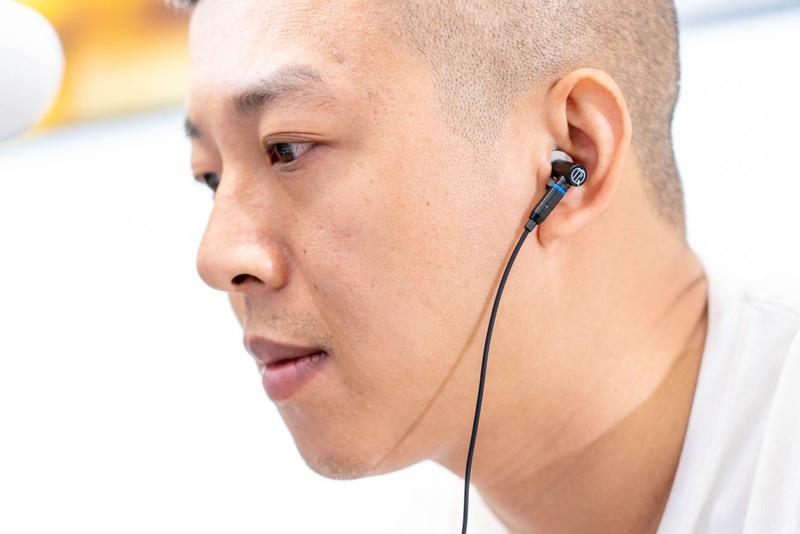 竹林鸟百灵耳机评测：微动圈可换线，性价比高更耐用