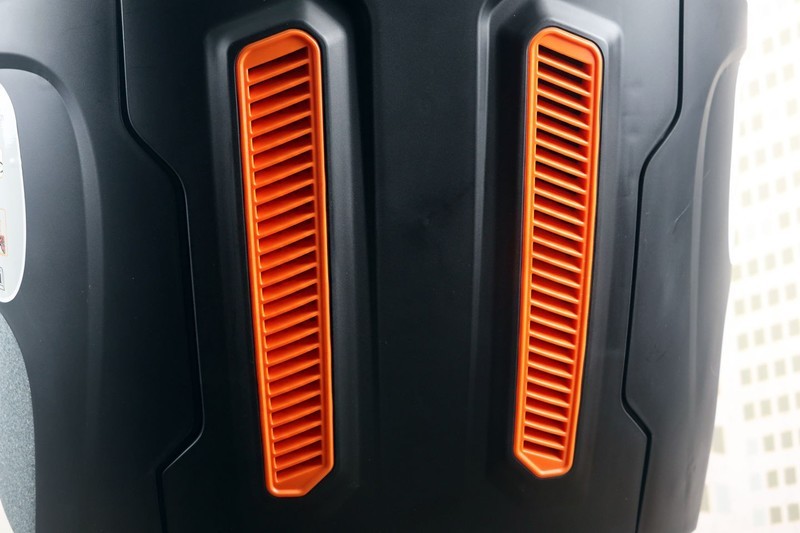 收放自如 安全守护——惠尔顿 茧之旅2儿童折叠安全座椅体验