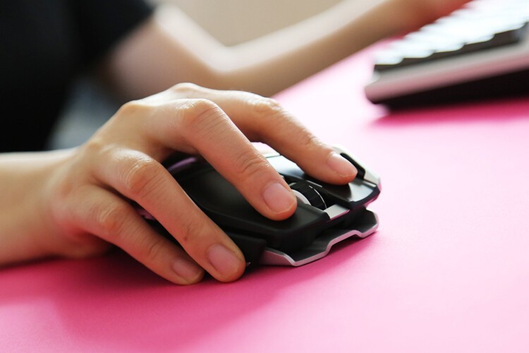 无线战甲：美加狮RAT DWS无线双模游戏鼠标开箱 R.A.T DWS无线鼠标