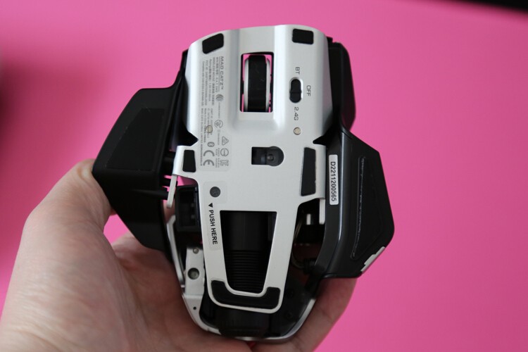 无线战甲：美加狮RAT DWS无线双模游戏鼠标开箱 R.A.T DWS无线鼠标