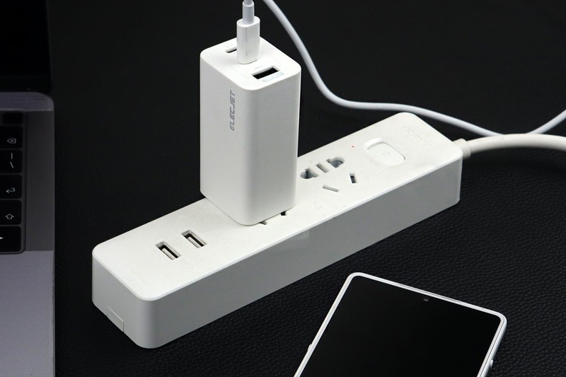 出行用电全满足——ELECJET电友X21GaN氮化镓65W充电器体验