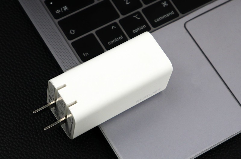 出行用电全满足——ELECJET电友X21GaN氮化镓65W充电器体验