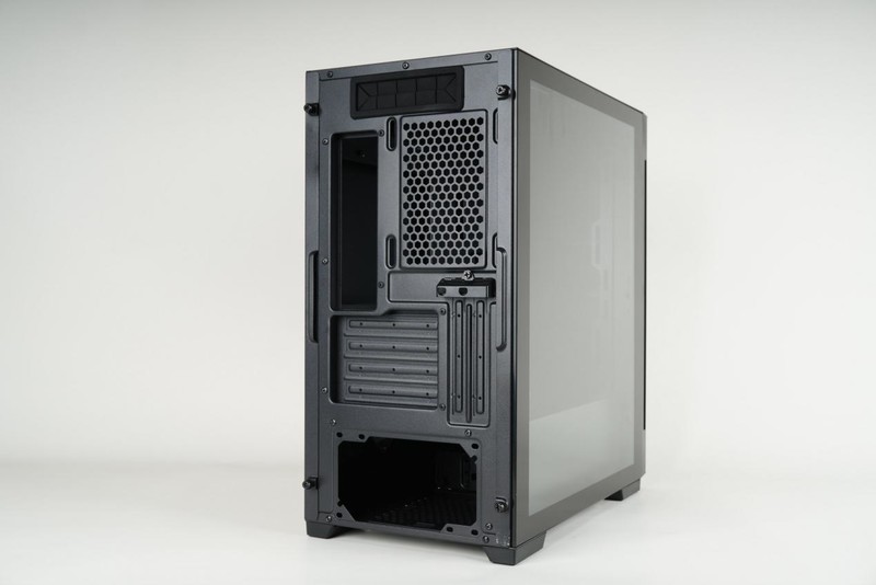 空间、散热最强小机箱，金河田魔术师SUPER