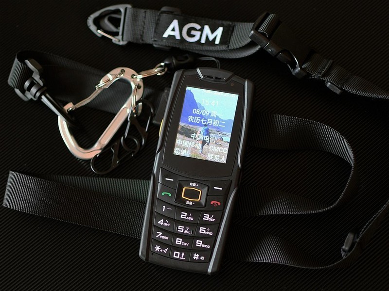 4G双卡超大声，自带微信的智能