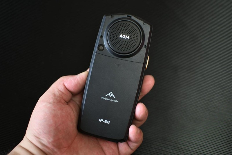 4G双卡超大声，自带微信的智能