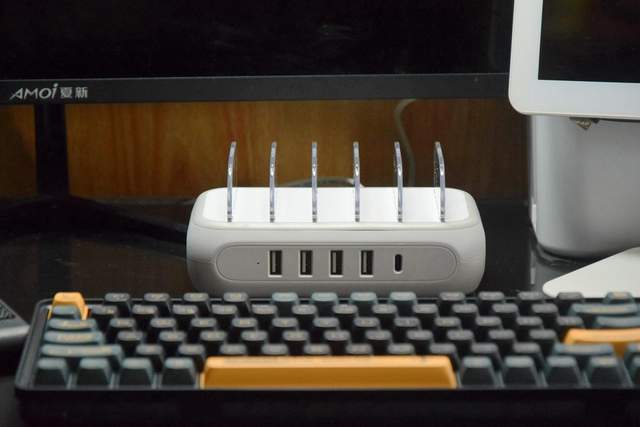 ORICO桌面充电器实测：支持5台手机充电，支持PD20W最大功率50W