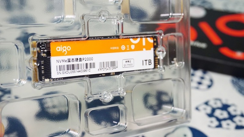折合四毛1GB的硬盘，1TB性价比天花板，aigo P2000 NVMe固态硬盘体验