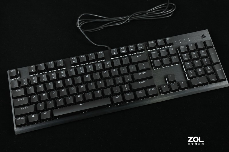 船新轴体，船新体验-海盗船K60 RGB PRO机械键盘开箱分享