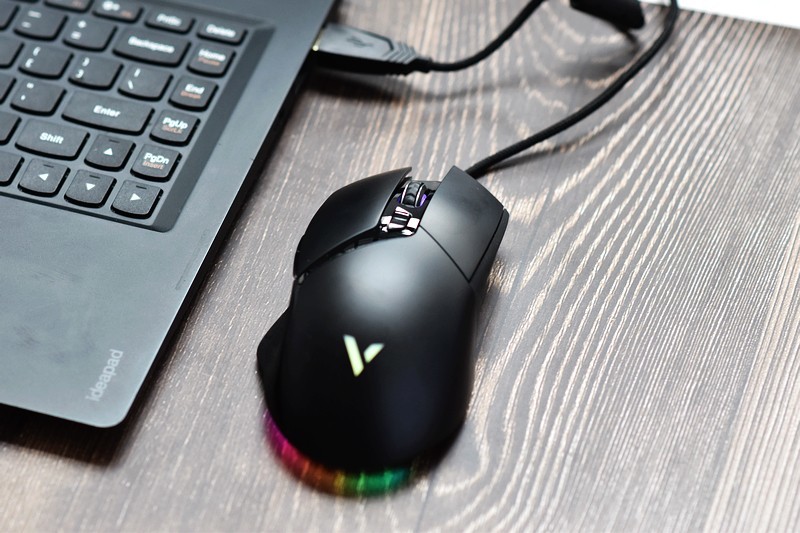 电竞利器助力战场旗开得胜 雷柏VT30幻彩RGB游戏鼠标
