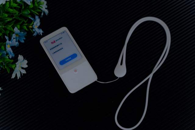 女儿用有道听力宝后，放下了手机，学习英语更有兴趣