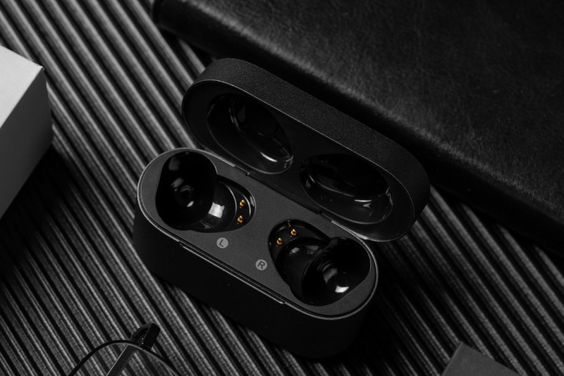 肩比索尼降噪豆，号称旗舰中旗舰的唐麦W5动铁蓝牙耳机体验