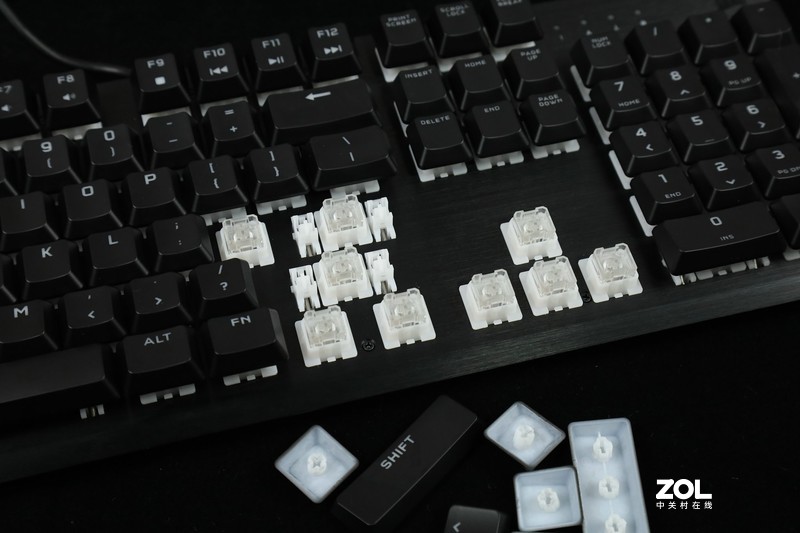 船新轴体，船新体验-海盗船K60 RGB PRO机械键盘开箱分享