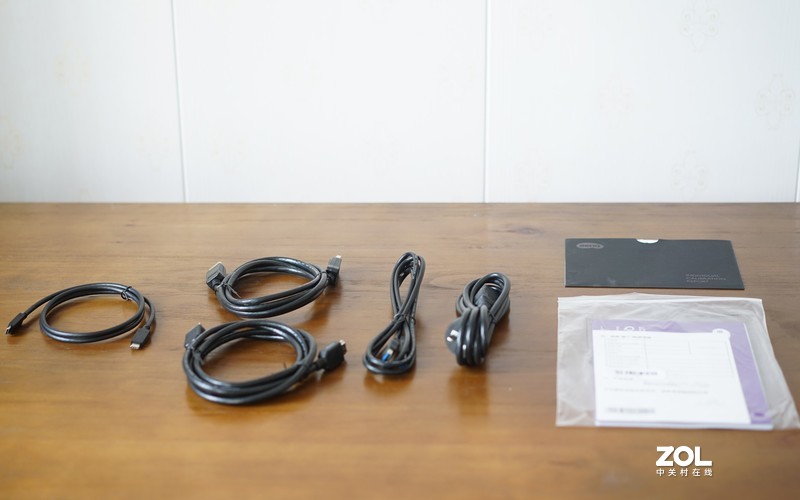 设计师的专属桌面显示器，C位出彩！明基PD2705Q专业显示器测评！