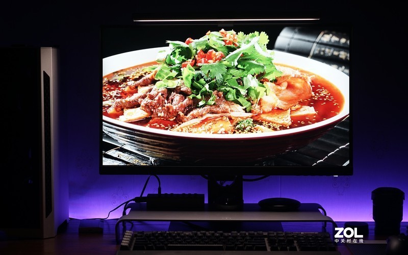 设计师的专属桌面显示器，C位出彩！明基PD2705Q专业显示器测评！