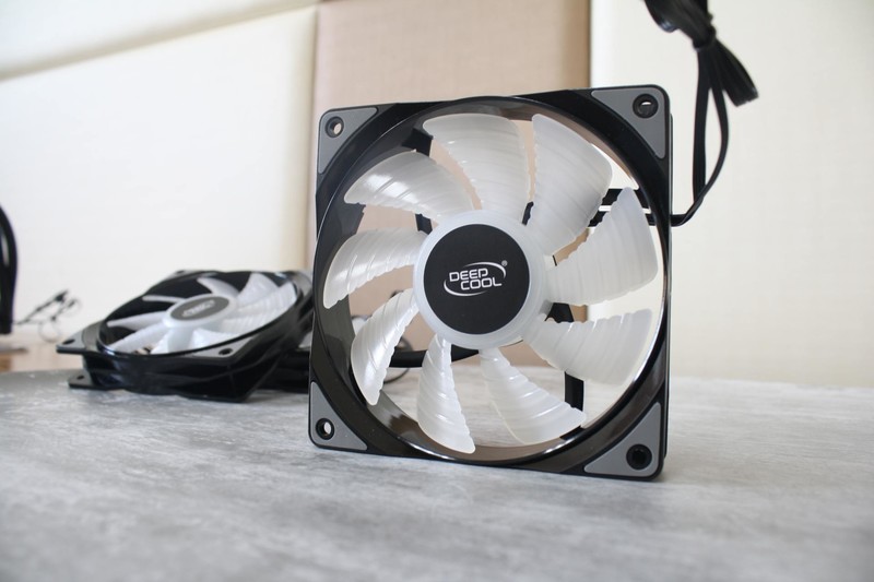 极致水冷光污染初体验-九州风神水元素360评测