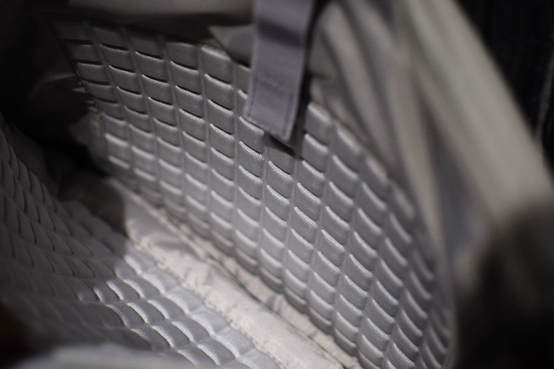 简约有型 阿波罗系列光影行星斜挎包