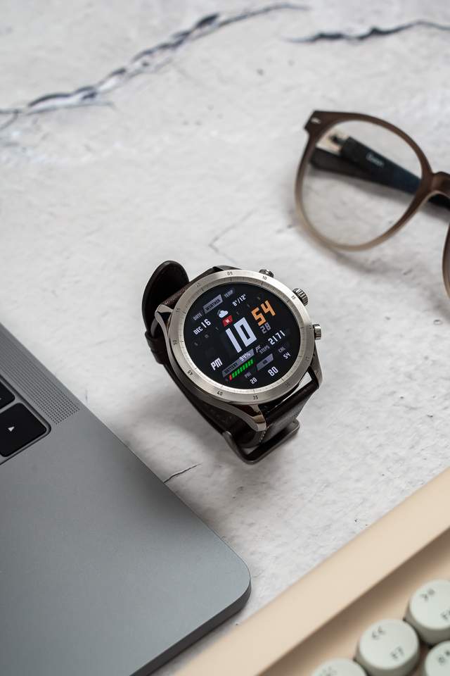 90项运动监测助你告别肥宅——Zepp Z智能手表体验