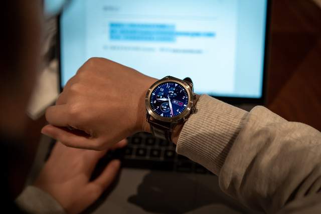 90项运动监测助你告别肥宅——Zepp Z智能手表体验