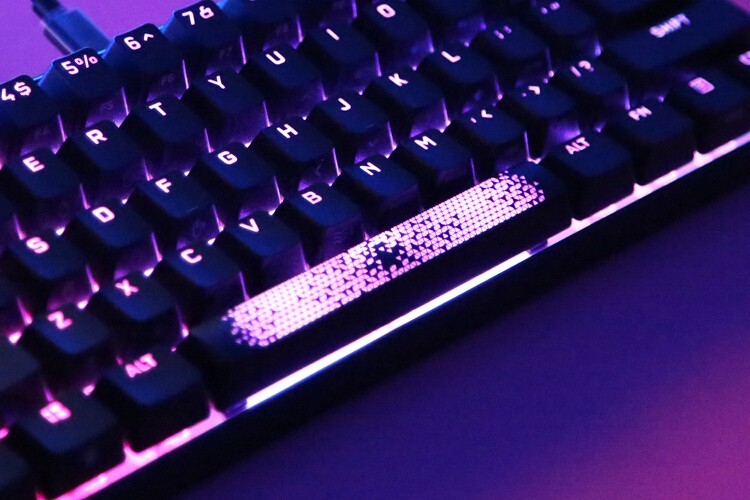 海盗船也Mini：K65 RGB mini 60% 61键机械键盘开箱体验