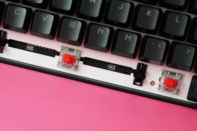 海盗船也Mini：K65 RGB mini 60% 61键机械键盘开箱体验