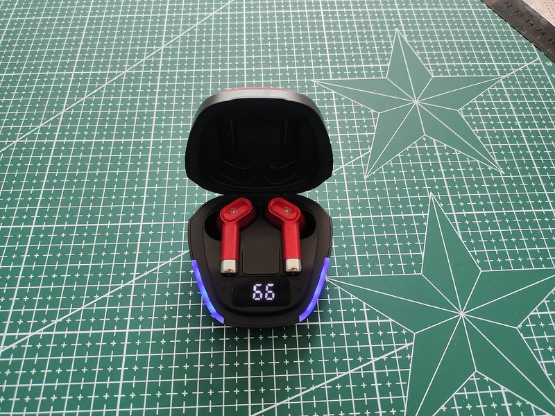 为游戏而生的真无线蓝牙耳机