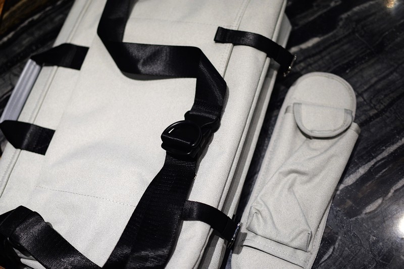 简约有型 阿波罗系列光影行星斜挎包