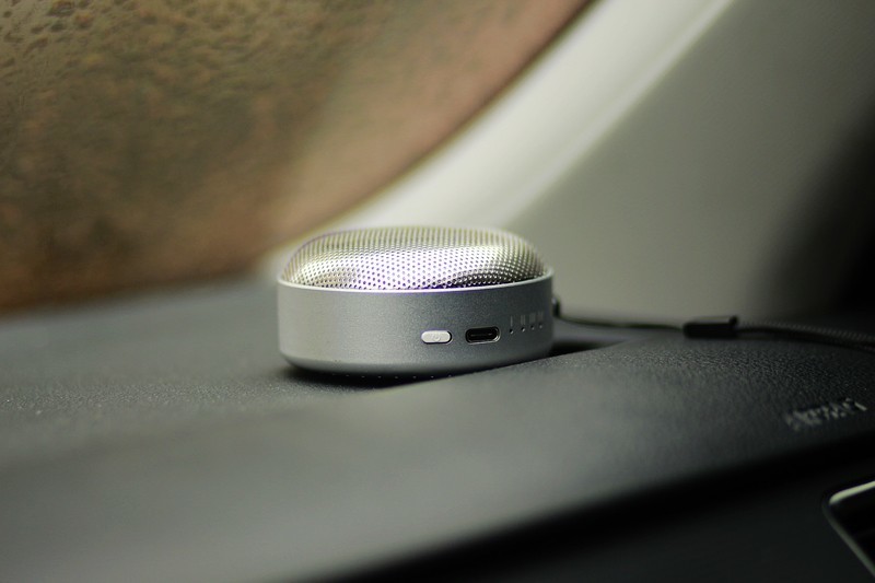 可随身携带的 XTAR AF1臭氧发生消毒器