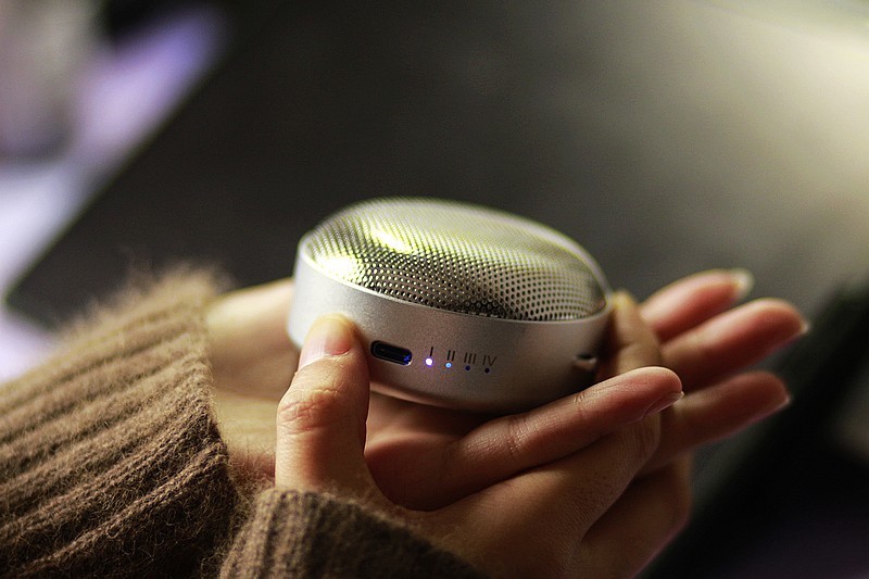 可随身携带的 XTAR AF1臭氧发生消毒器