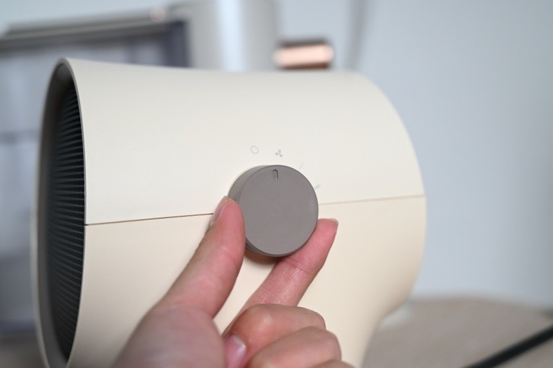 轻轻一扭，迎来温暖柔风，告别手脚冰凉，卡蛙桌面暖风机上手