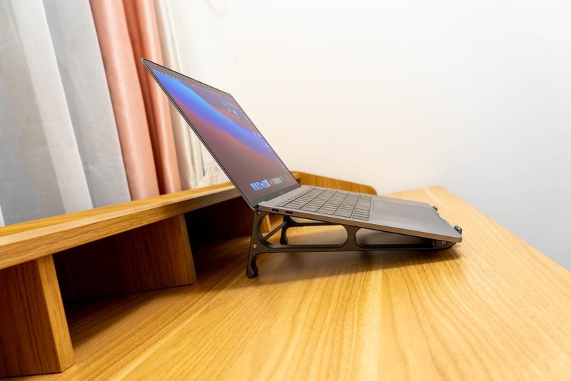 Orico笔记本电脑支架体验：改善电脑上班簇的坐姿让颈椎不再劳损