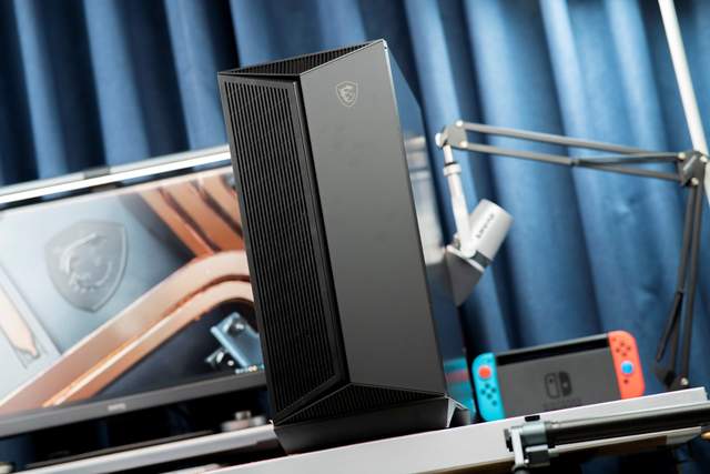 微星宙斯盾AEGIS Z5准系统评测，标配6核心12线程5600X处理器